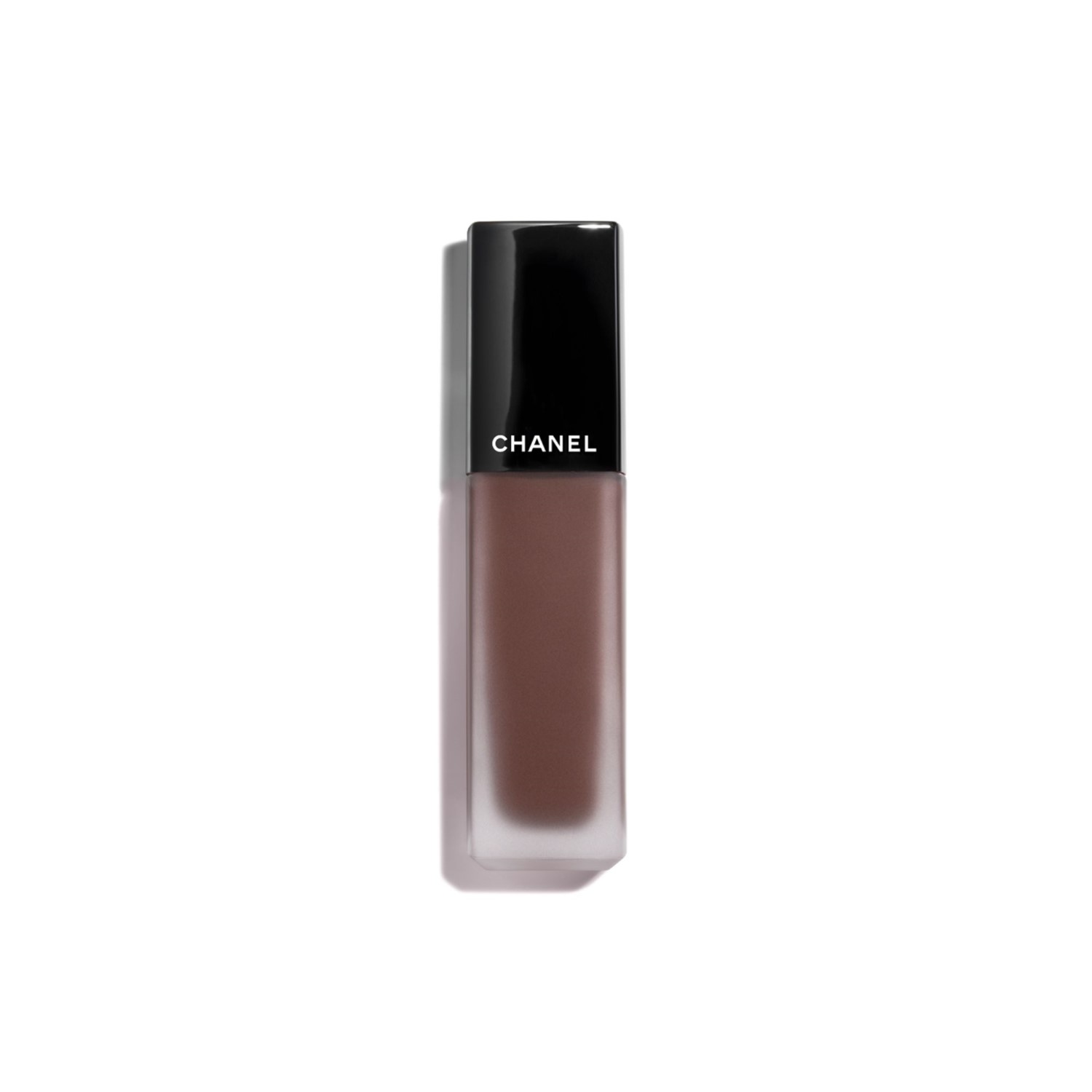 LA BARRA DE LABIOS LÍQUIDA MATE INTENSA DE LARGA DURACIÓN